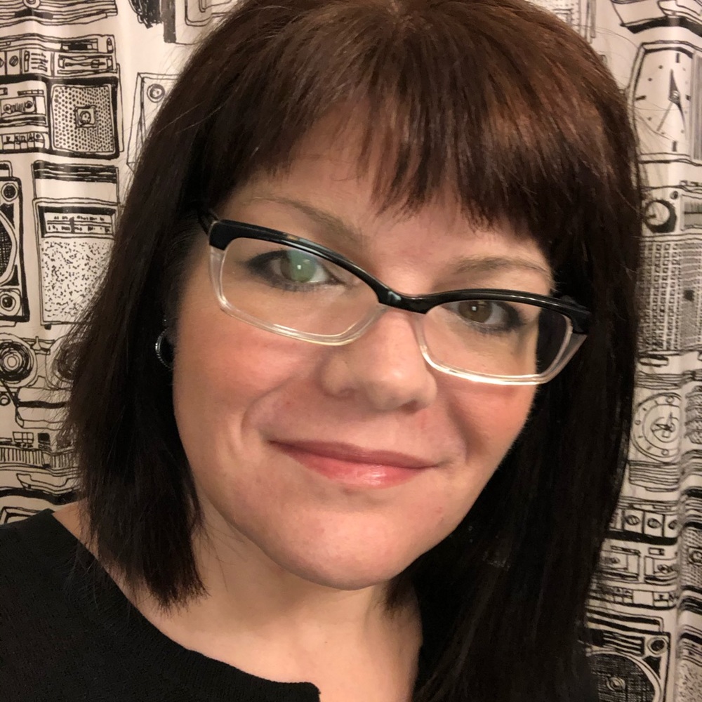 Meet your Posher, Laura